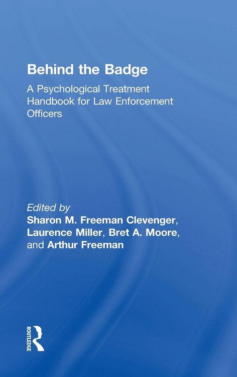 Produktbild: Behind the Badge