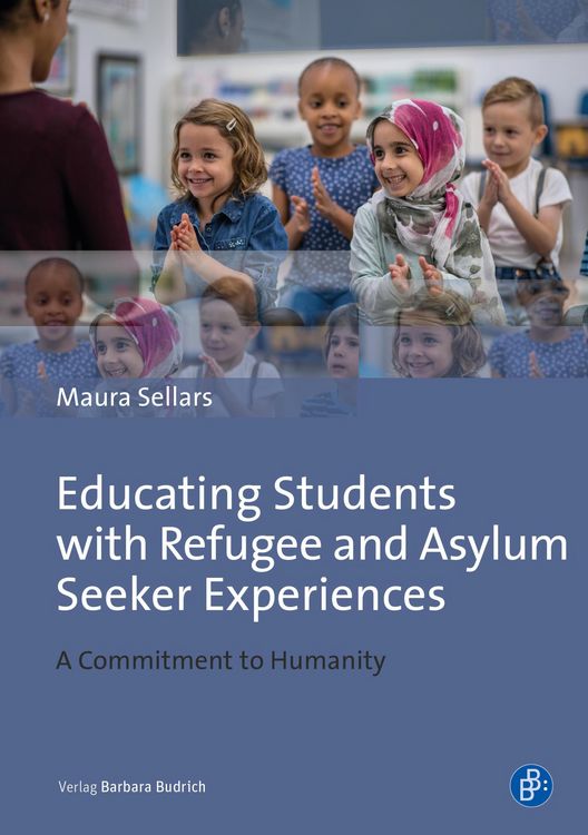 Produktbild: Educating Students with Refugee and Asylum Seeker Experiences
