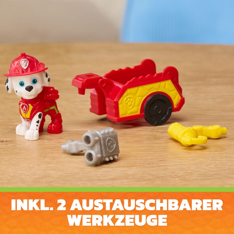 Produktbild: PAW Patrol: Der Dino Film, Marshalls Dino Werkzeug-Pack, Marshall-Figur mit Anh&auml;nger und Werkzeugen