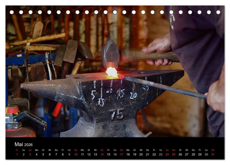 Produktbild: Alte Handwerkskunst Messerschmied (Tischkalender 2026 DIN A5 quer), CALVENDO Monatskalender