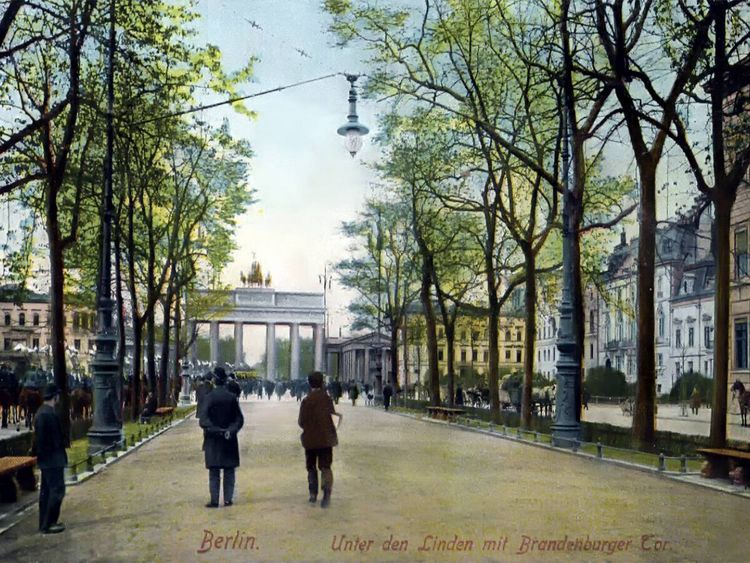 Produktbild: CALVENDO Puzzle Brandenburger Tor in Berlin 1909 | 1000 Teile Lege-Gr&ouml;&szlig;e 64x48cm Foto-Puzzle f&uuml;r gl&uuml;ckliche Stunden