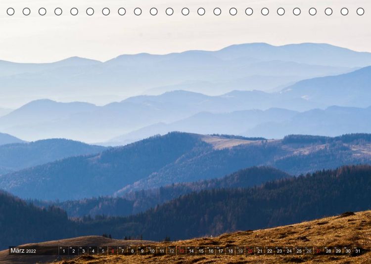 Produktbild: Nebelberge - Zauberhafte Bergwelten (Tischkalender 2022 DIN A5 quer)