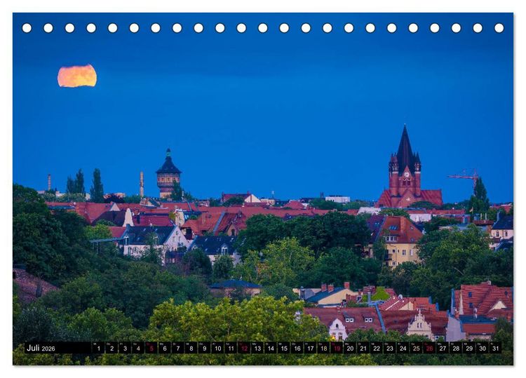 Produktbild: Halle-Luna - Monds&uuml;chtig in Halle-Saale (Tischkalender 2026 DIN A5 quer), CALVENDO Monatskalender
