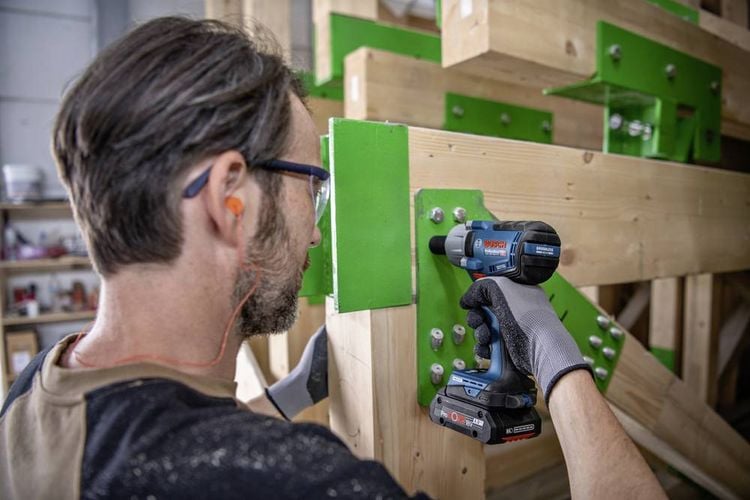 Produktbild: Bosch Professional GDS 18V-450 HC (solo, L-BOXX) 06019K4001 Akku-Drehschlagschrauber 450 Nm 18V Anzahl mitgelieferte Akkus