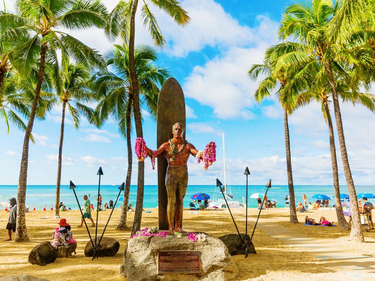 Produktbild: CALVENDO Puzzle Statue von Duke Kahanamoku, dem Vater des modernen Surfens | 1000 Teile Lege-Gr&ouml;&szlig;e 64x48cm Foto-Puzzle f&uuml;r gl&uuml;ckliche Stunden
