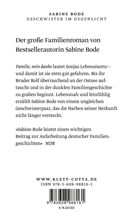 Geschwister im Gegenlicht