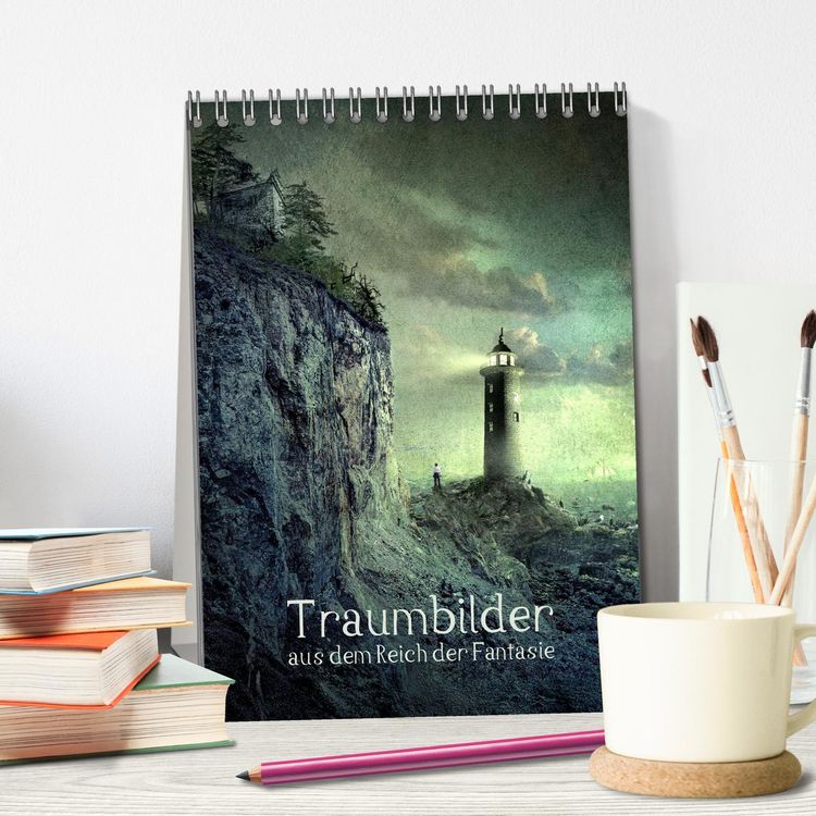 Produktbild: Traumbilder im Reich der Fantasie (Tischkalender 2026 DIN A5 hoch), CALVENDO Monatskalender