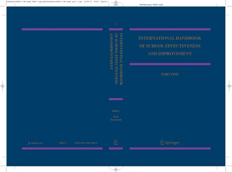 Produktbild: International Handbook of School Effectiveness and Improvement