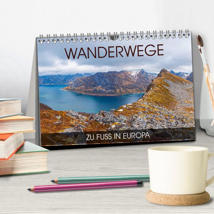 Produktbild: Wanderwege - zu Fu&szlig; in Europa (Tischkalender 2026 DIN A5 quer), CALVENDO Monatskalender
