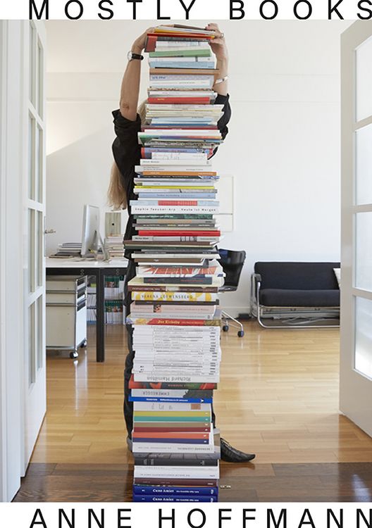 Produktbild: Mostly Books