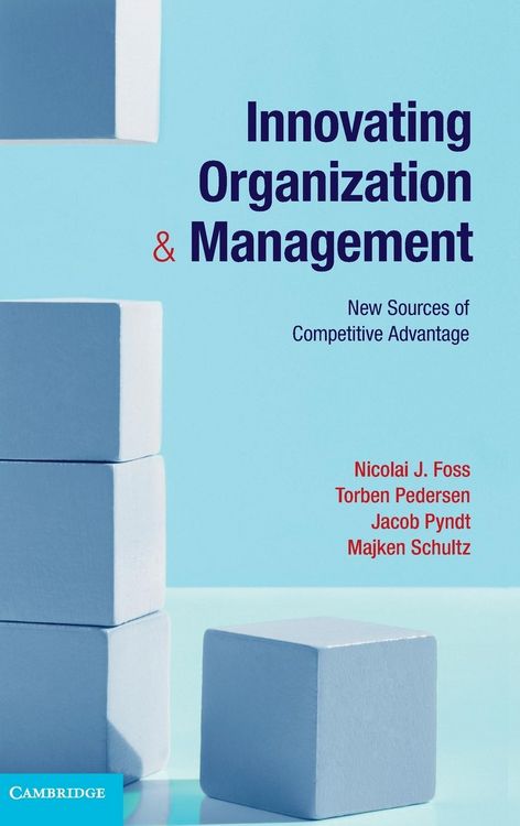 Produktbild: Innovating Organization and Management