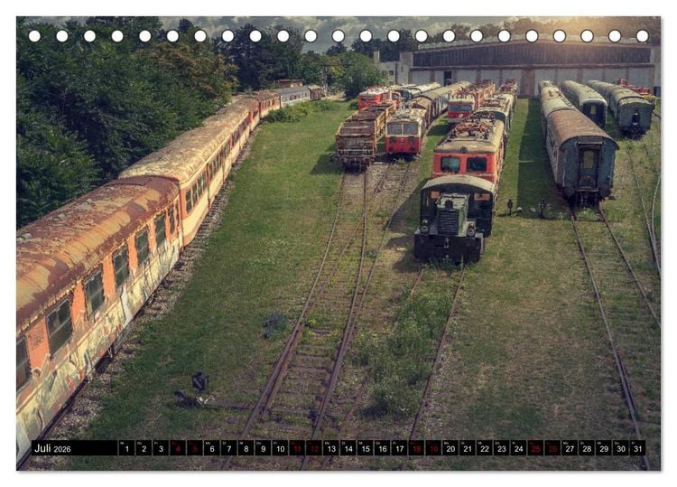 Produktbild: Lokomotiven und Wagen - Verfallen und vergessen auf dem Abstellgleis (Tischkalender 2026 DIN A5 quer), CALVENDO Monatskalender