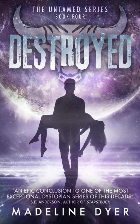 Produktbild: Destroyed (Untamed Series, #4)
