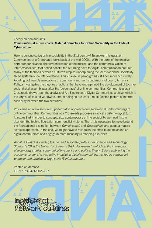 Produktbild: Communities at a Crossroads