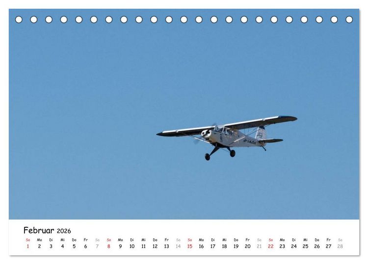 Produktbild: Tollk&uuml;hne Helden der Fliegerei - Modellflugzeuge in Aktion (Tischkalender 2026 DIN A5 quer), CALVENDO Monatskalender