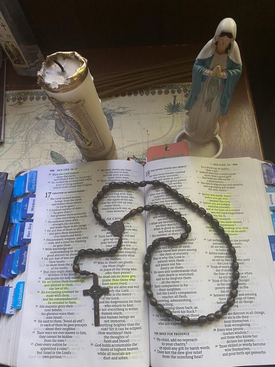 Produktbild: The Rosary, A Beautiful Journey