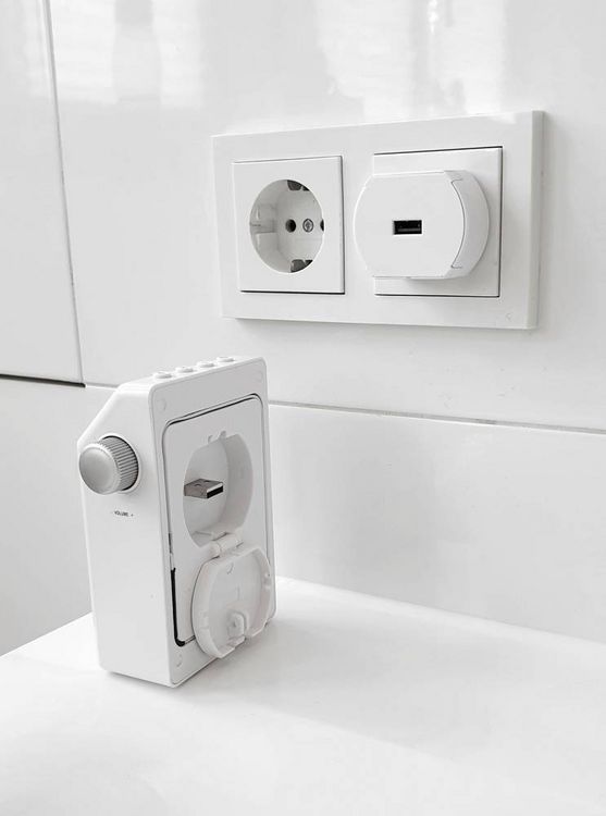 Produktbild: Soundmaster DAB60WE Steckdosenradio DAB+, UKW Bluetooth&reg;, USB Freisprechfunktion, Inkl. Mikrofon, spritzwassergesch&uuml;tzt
