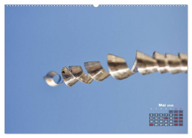 Produktbild: Metall - Schrott kunstvoll in Szene gesetzt (hochwertiger Premium Wandkalender 2026 DIN A2 quer), Kunstdruck in Hochglanz