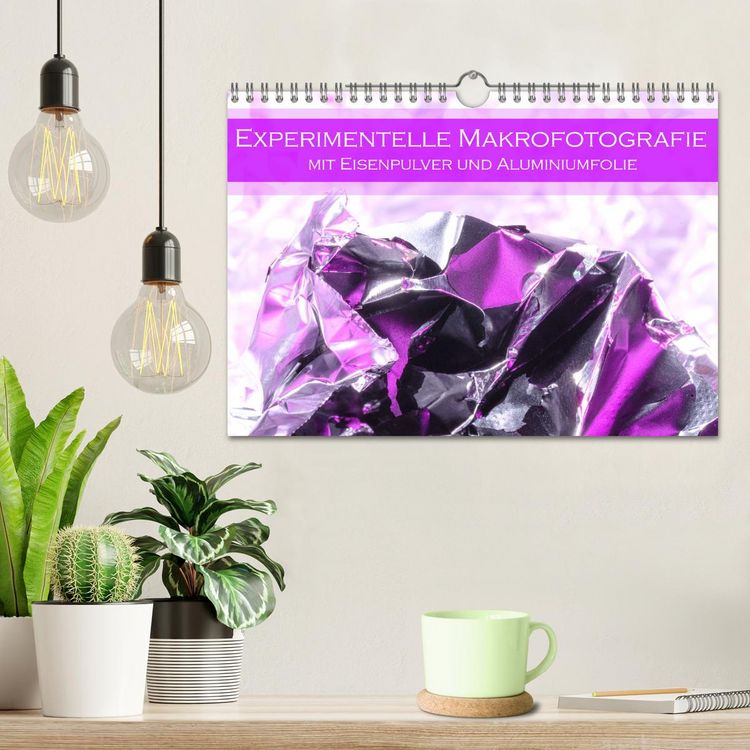 Produktbild: Experimentelle Makrofotografie mit Eisenpulver und Aluminiumfolie (Wandkalender 2026 DIN A4 quer), CALVENDO Monatskalender