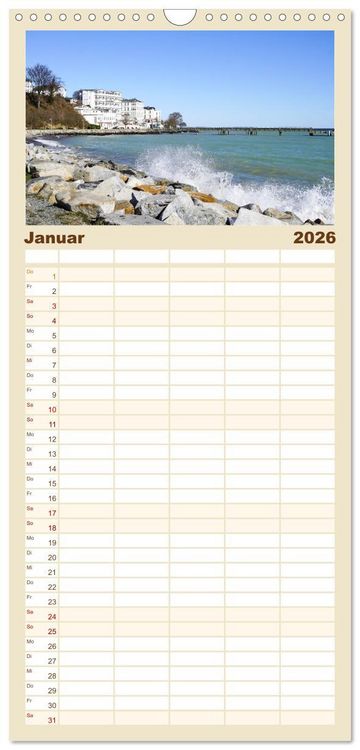 Produktbild: Familienplaner 2026 - Urlaubsparadies Insel R&uuml;gen mit 5 Spalten (Wandkalender, 21 x 45 cm) CALVENDO