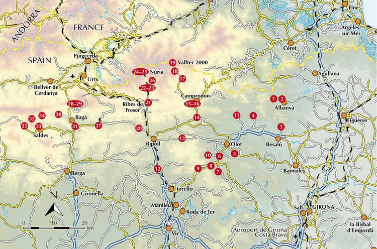 Produktbild: Walking in Catalunya - Girona Pyrenees