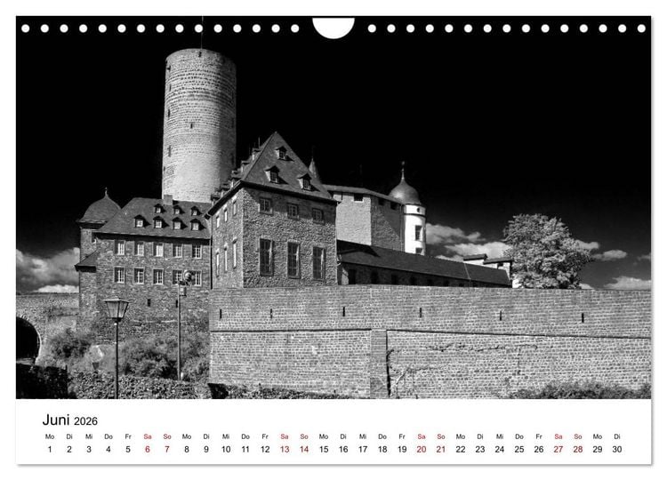 Produktbild: Burgen in schwarzwei&szlig; - Wie aus alten Zeiten (Wandkalender 2026 DIN A4 quer), CALVENDO Monatskalender