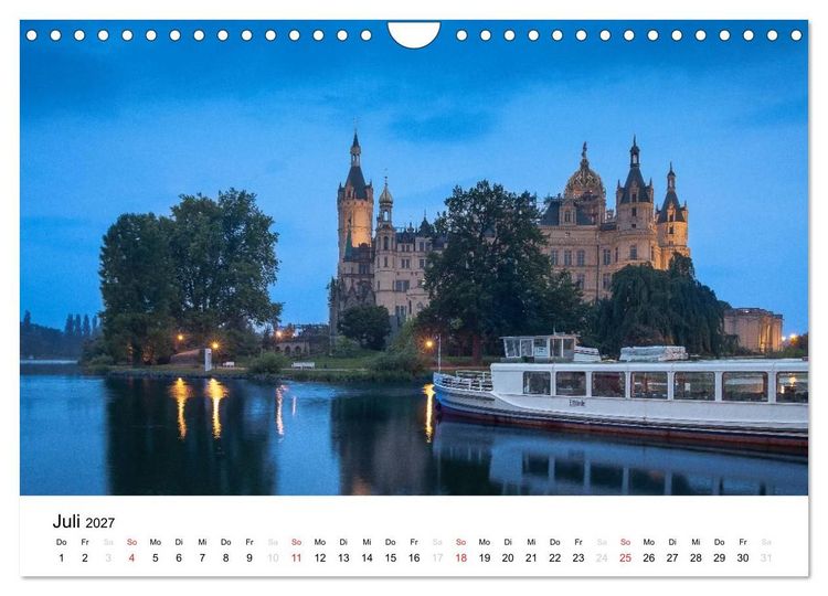 Produktbild: Schweriner M&auml;rchenschloss (Wandkalender 2027 DIN A4 quer), CALVENDO Monatskalender