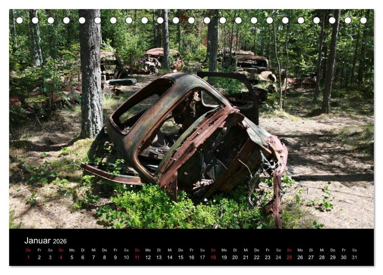 Produktbild: Schrottautos im Kyrk&ouml; Mosse (Tischkalender 2026 DIN A5 quer), CALVENDO Monatskalender