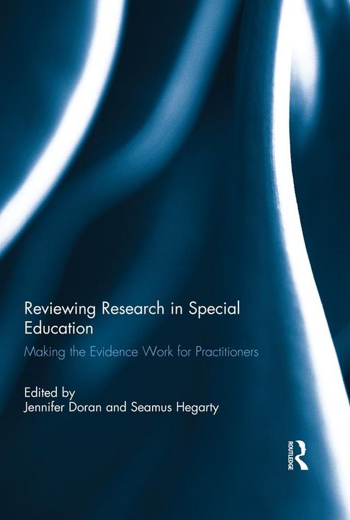 Produktbild: Reviewing Research in Special Education