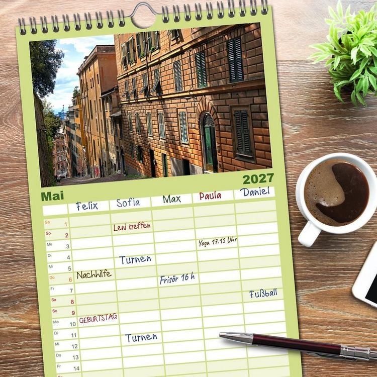 Produktbild: Familienplaner 2027 - Die zeitlose Sch&ouml;nheit von Genua mit 5 Spalten (Wandkalender, 21 x 45 cm) CALVENDO