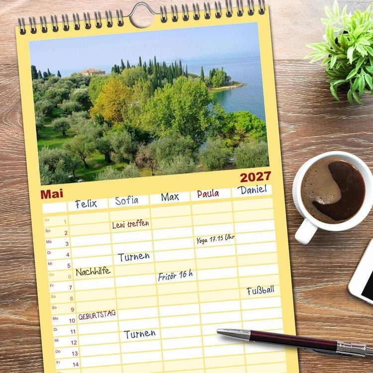 Produktbild: Familienplaner 2027 - Gardasee mit 5 Spalten (Wandkalender, 21 x 45 cm) CALVENDO