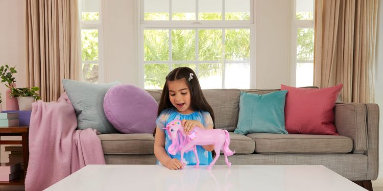 Produktbild: Barbie magisches Zaubereinhorn