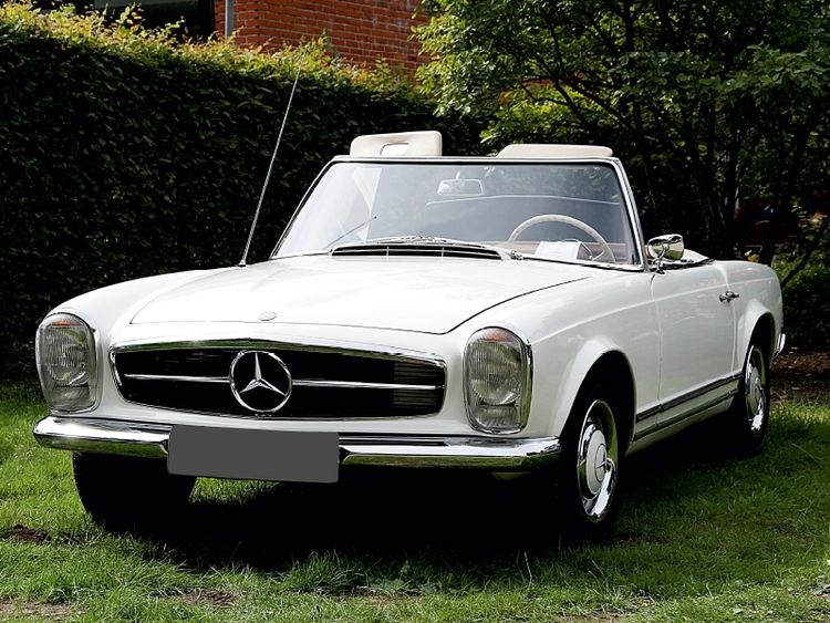 Produktbild: CALVENDO Puzzle Mercedes Benz Edle Sch&auml;tzchen | 1000 Teile Lege-Gr&ouml;&szlig;e 64x48cm Foto-Puzzle f&uuml;r gl&uuml;ckliche Stunden