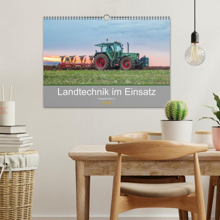 Produktbild: Landtechnik im Einsatz (Wandkalender 2026 DIN A3 quer), CALVENDO Monatskalender