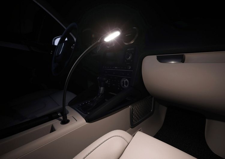 Produktbild: Osram Automotive Leselampe, LED Innenraumleuchte ONYX-USB ONYX COPILOT&reg; USB LED 5 V (L x B x H) 460 x 9 x 25 mm Biegsamer Hals, Drehbar, Schwenkbar