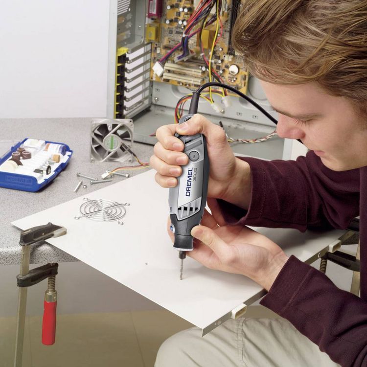 Produktbild: Dremel 3000-15 F0133000JA Multifunktionswerkzeug mit Zubeh&ouml;r, inkl. Tasche 16teilig 130W