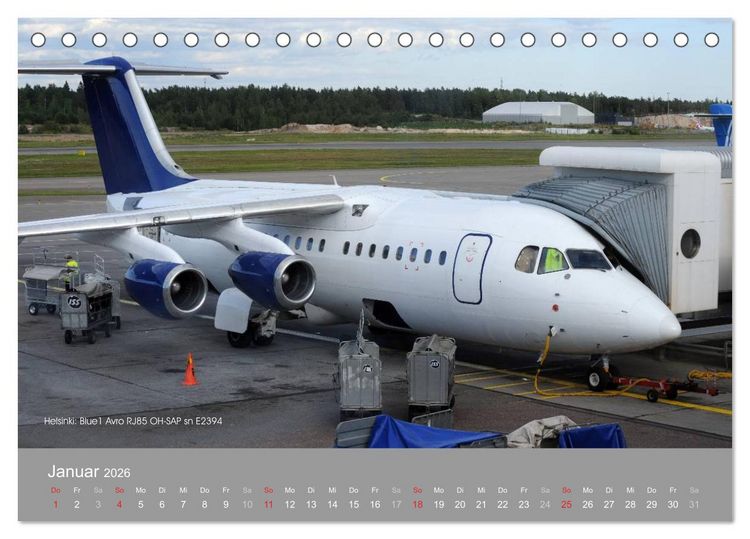 Produktbild: Flugzeuge im Auge der Kamera (Tischkalender 2026 DIN A5 quer), CALVENDO Monatskalender