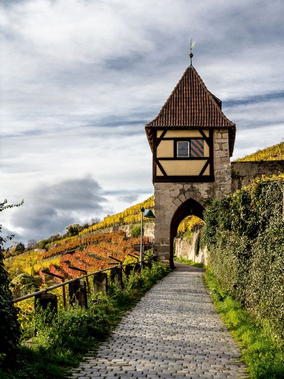 Produktbild: CALVENDO Puzzle Esslingen am Neckar 1000 Teile Lege-Gr&ouml;&szlig;e 48 x 64 cm Foto-Puzzle Bild von Horst Eisele