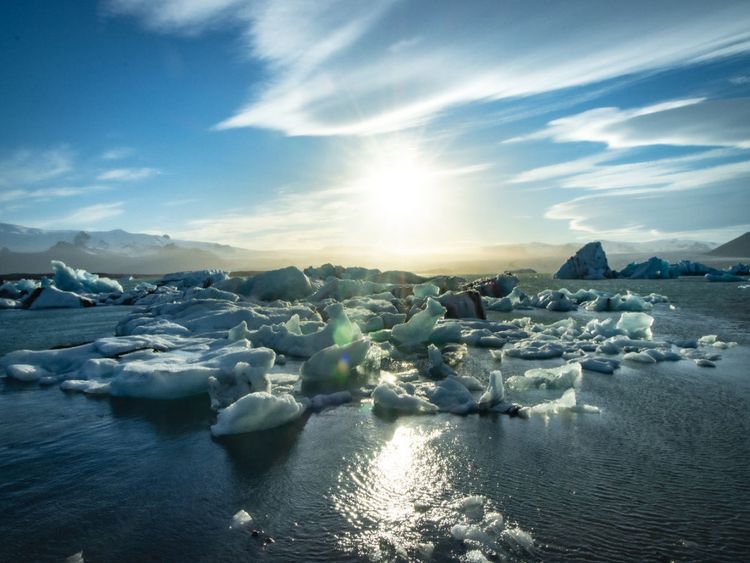 Produktbild: CALVENDO Puzzle J&ouml;kulsarlon im Abendlicht | 1000 Teile Lege-Gr&ouml;&szlig;e 64x48cm Foto-Puzzle f&uuml;r gl&uuml;ckliche Stunden