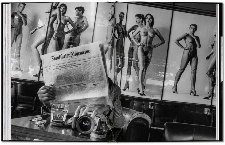 Produktbild: Helmut Newton
