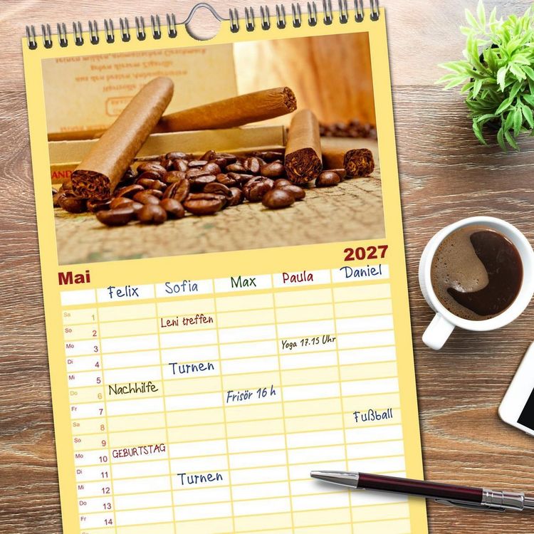 Produktbild: Familienplaner 2027 - KAFFEE 2027 mit 5 Spalten (Wandkalender, 21 x 45 cm) CALVENDO