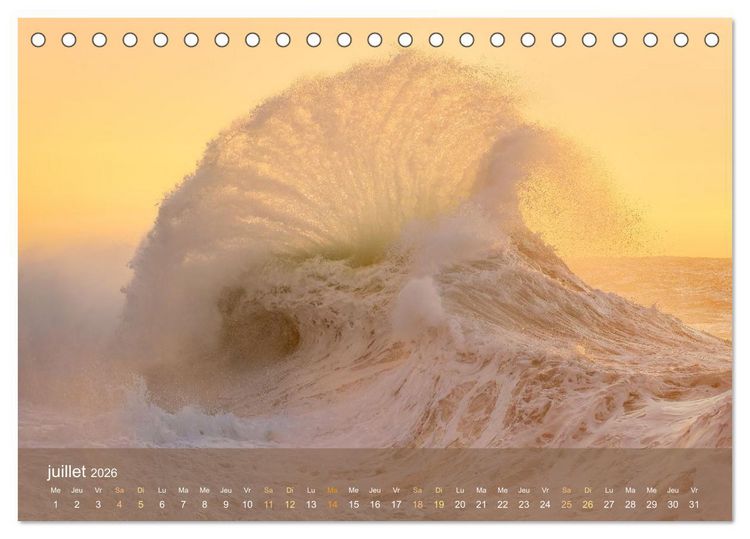 Produktbild: Dans des vagues - Le ballet &eacute;ternel de la mer (Calendrier de bureau 2026 DIN A5 vertical), CALVENDO calendrier mensuel