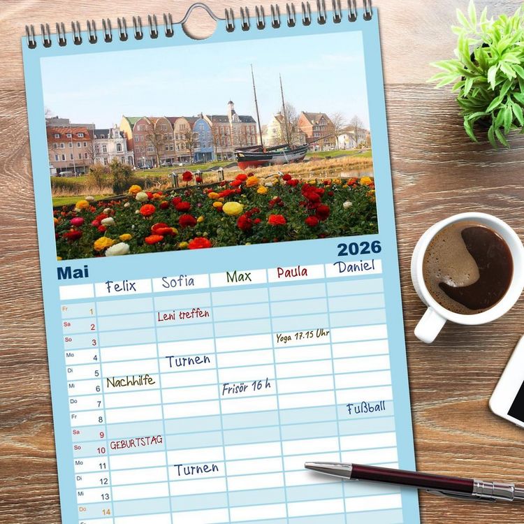 Produktbild: Familienplaner 2026 - Nordseefeeling - Cuxhaven mit 5 Spalten (Wandkalender, 21 x 45 cm) CALVENDO
