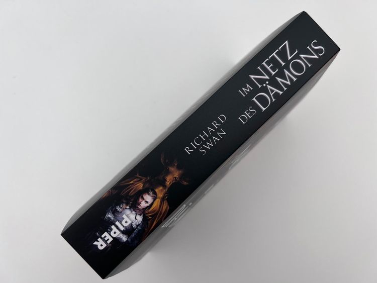 Produktbild: Im Netz des D&auml;mons