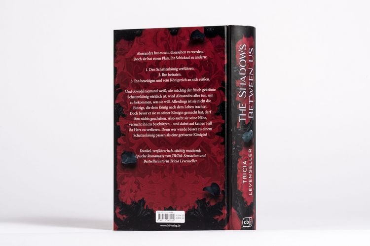 Produktbild: The Shadows Between Us