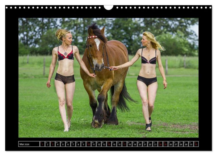 Produktbild: Titanen Girls 2026 - erotische Frauen und starke Pferde (Wandkalender 2026 DIN A3 quer), CALVENDO Monatskalender