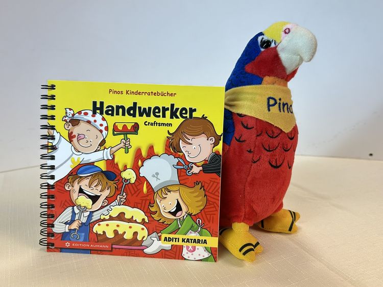 Produktbild: Pinos Kinderrateb&uuml;cher: Handwerker + Pino der Papagei P&uuml;schtier Bundle
