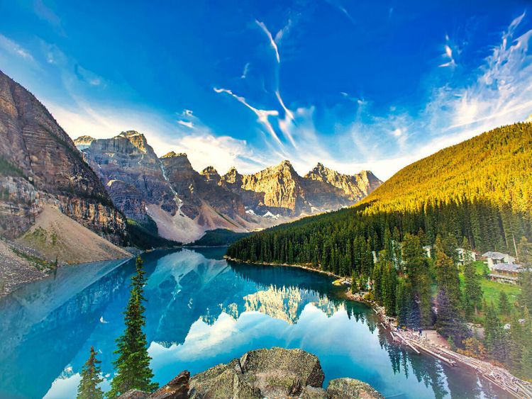 Produktbild: CALVENDO Puzzle Der See liegt im Valley of the Ten Peaks, in einem Tal auf einer H&ouml;he von 1.884 m &uuml;ber dem Meeresspiegel. | 1000 Teile Lege-Gr&ouml;&szlig;e 64x48cm Foto-Puzzle f&uuml;r gl&uuml;ckliche Stunden