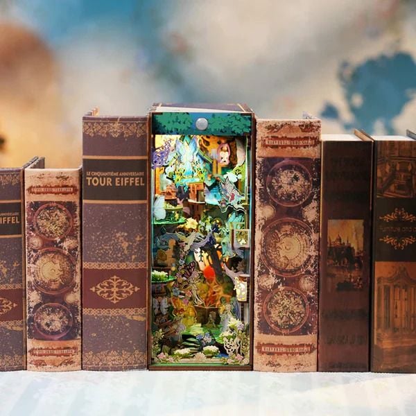 Produktbild: Book Nook DIY B&uuml;cherecke Midsummer Night