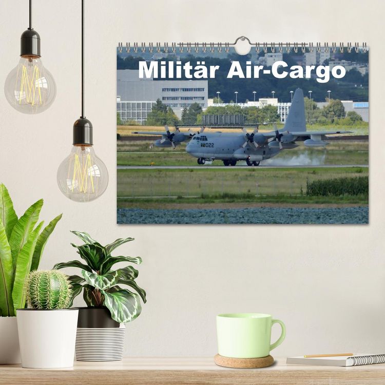 Produktbild: Milit&auml;r Air-Cargo (Wandkalender 2026 DIN A4 quer), CALVENDO Monatskalender